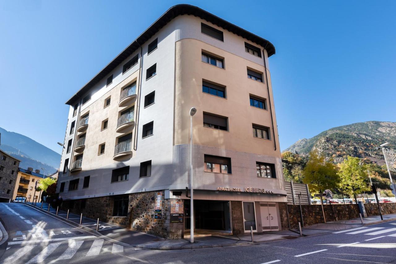 Aparthotel Iceberg ซานต์จูเลีย เด โลเรีย ภายนอก รูปภาพ