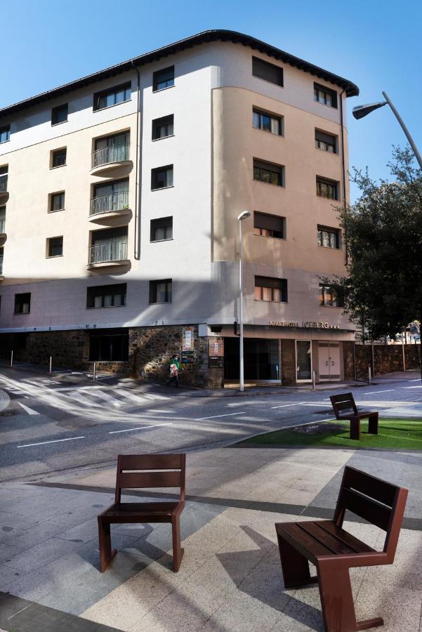 Aparthotel Iceberg ซานต์จูเลีย เด โลเรีย ภายนอก รูปภาพ